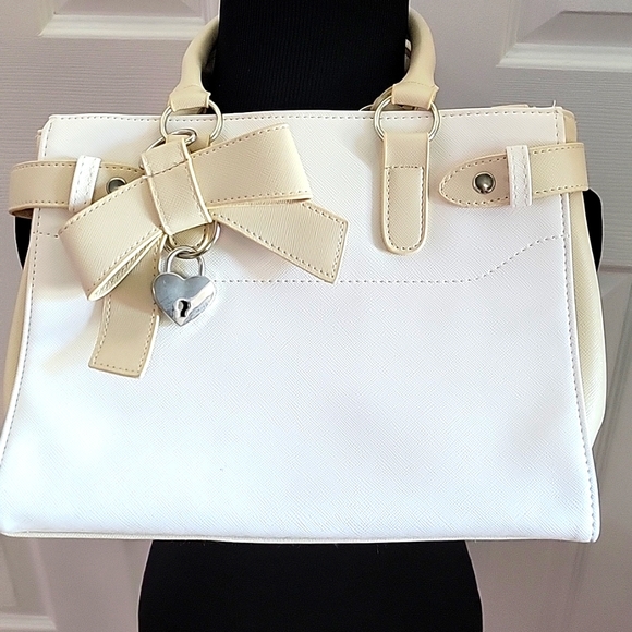 Claire's Handbags - CLAIRES Purse